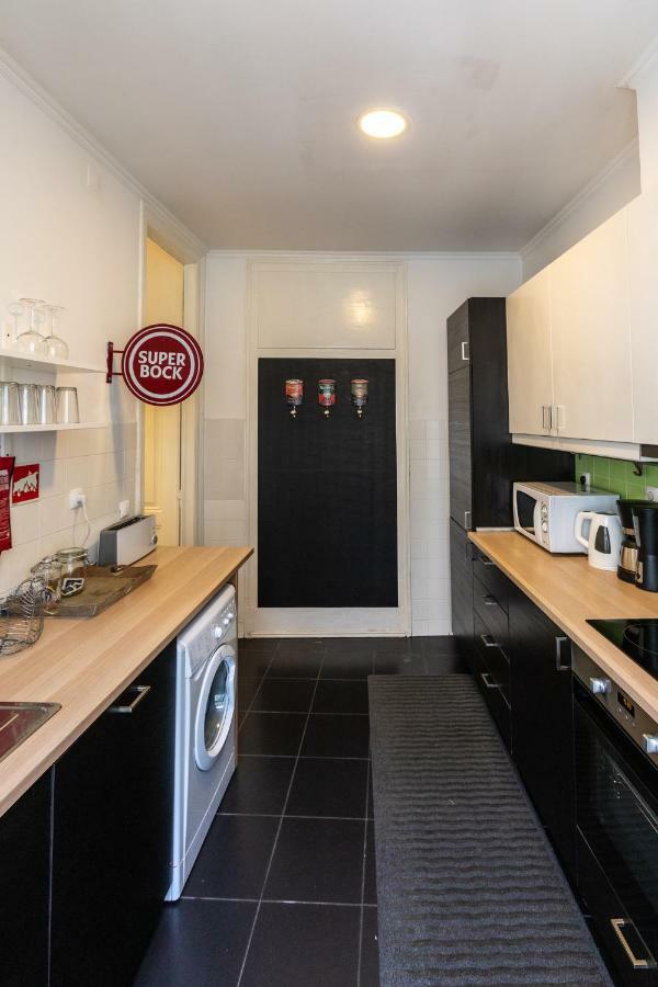 Stylish Apartment For Travelers - Bp2 Lissabon Buitenkant foto