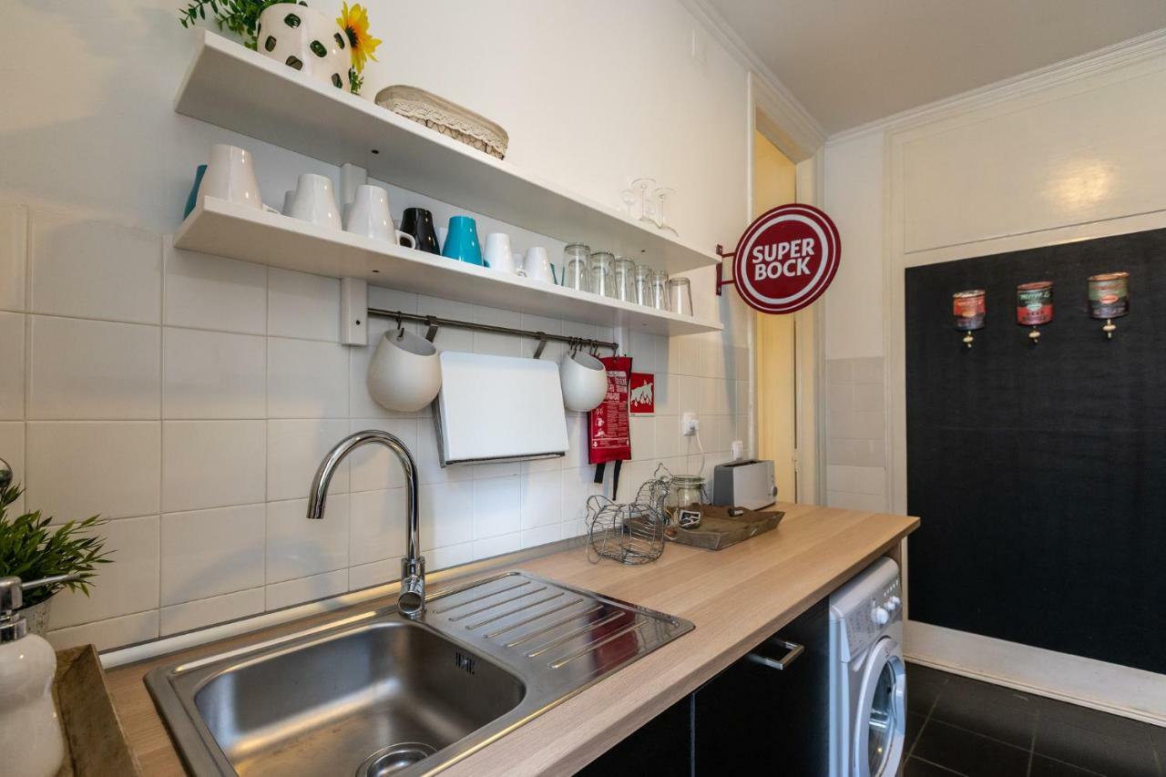 Stylish Apartment For Travelers - Bp2 Lissabon Buitenkant foto